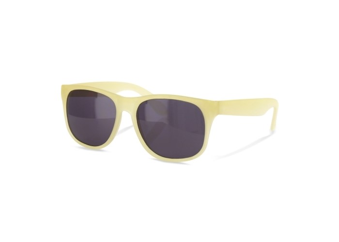 Lunettes de soleil qui changent de couleur